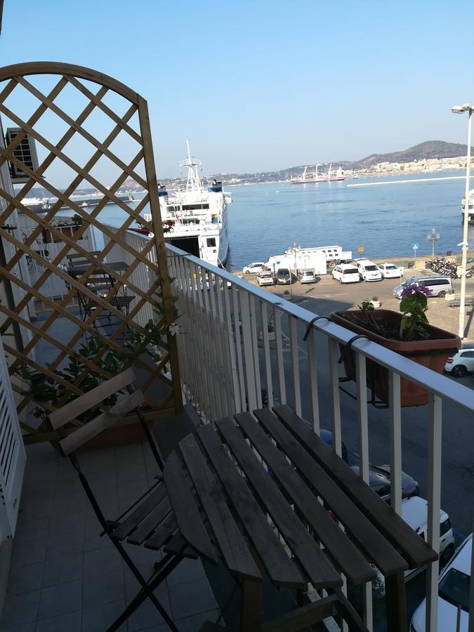 Aria Di Mare Dimorra Bed & Breakfast Pozzuoli Luaran gambar